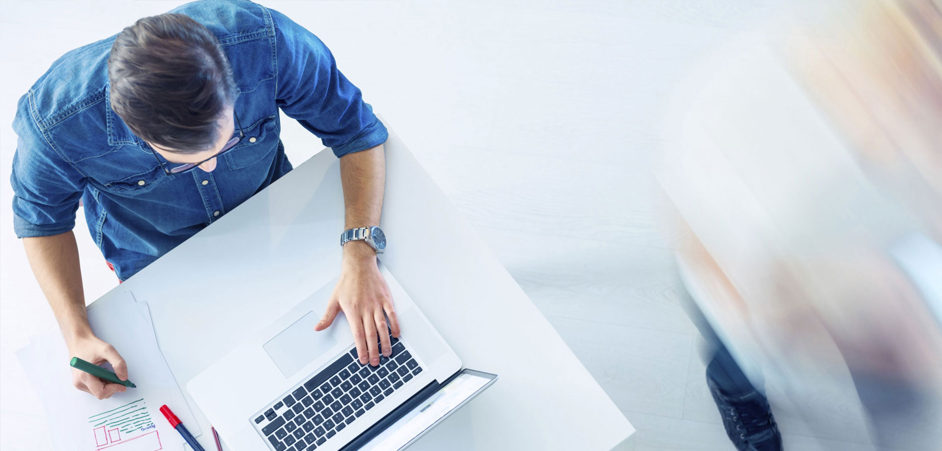 手机号群发平台